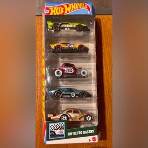 🏁 Hot Wheels HW Retro Racers 5-Pack – Ford GT40, VW Beetle Racer + More